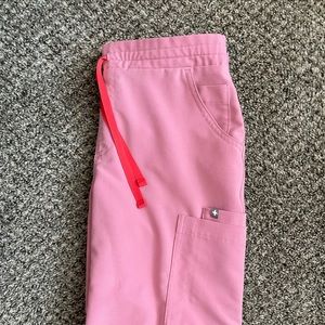 FIGS Chalk pink Yola Scrub